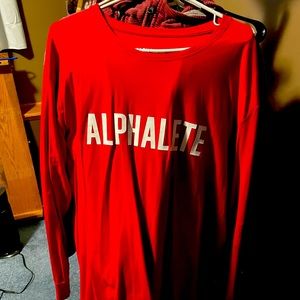Alphalete performance long sleeve XXL red